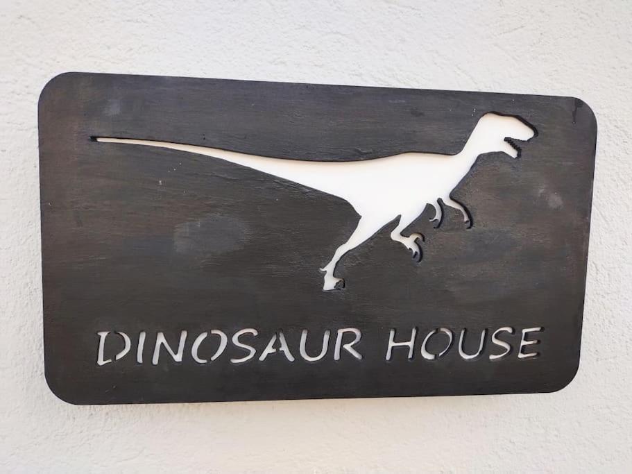 Dinosaur House Apartment Coll de Nargo Exterior photo