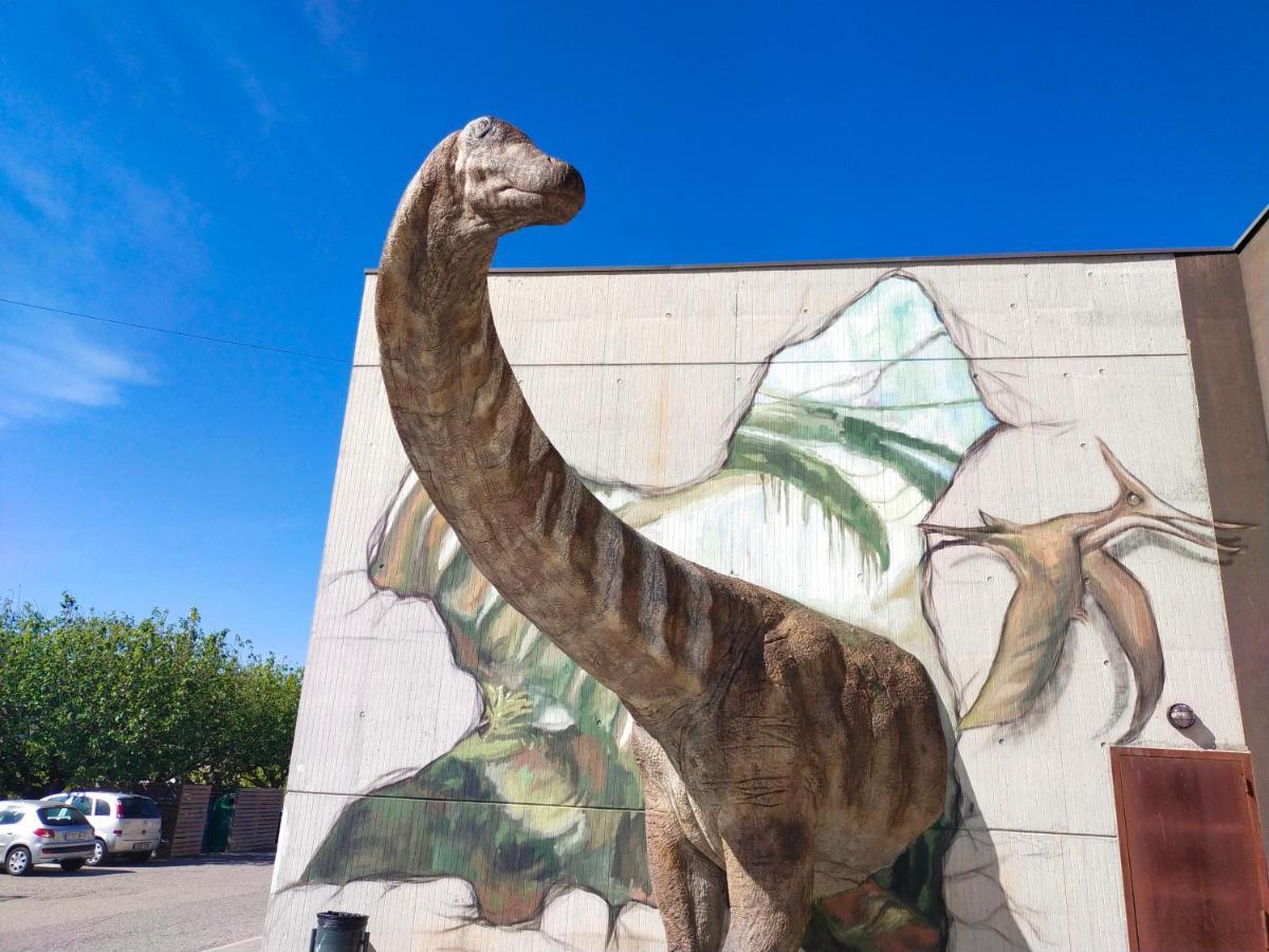 Dinosaur House Apartment Coll de Nargo Exterior photo